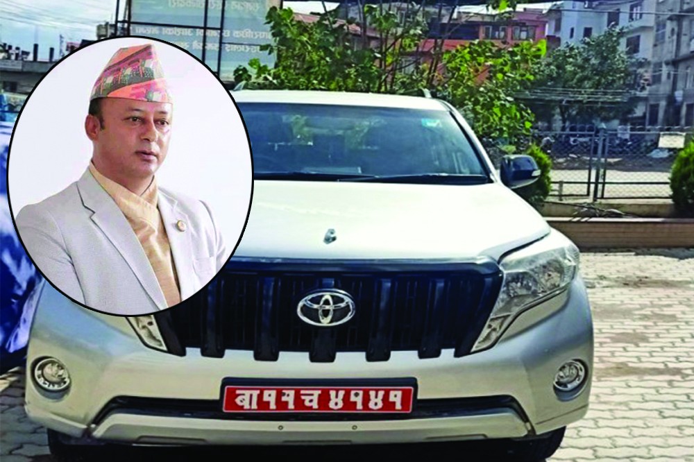 पूर्व राज्यमन्त्री खड्काले चलाएको गाडीकाे ठक्करबाट अनुपाको मृत्यु, प्रहरी नै ढाकछाेपमा