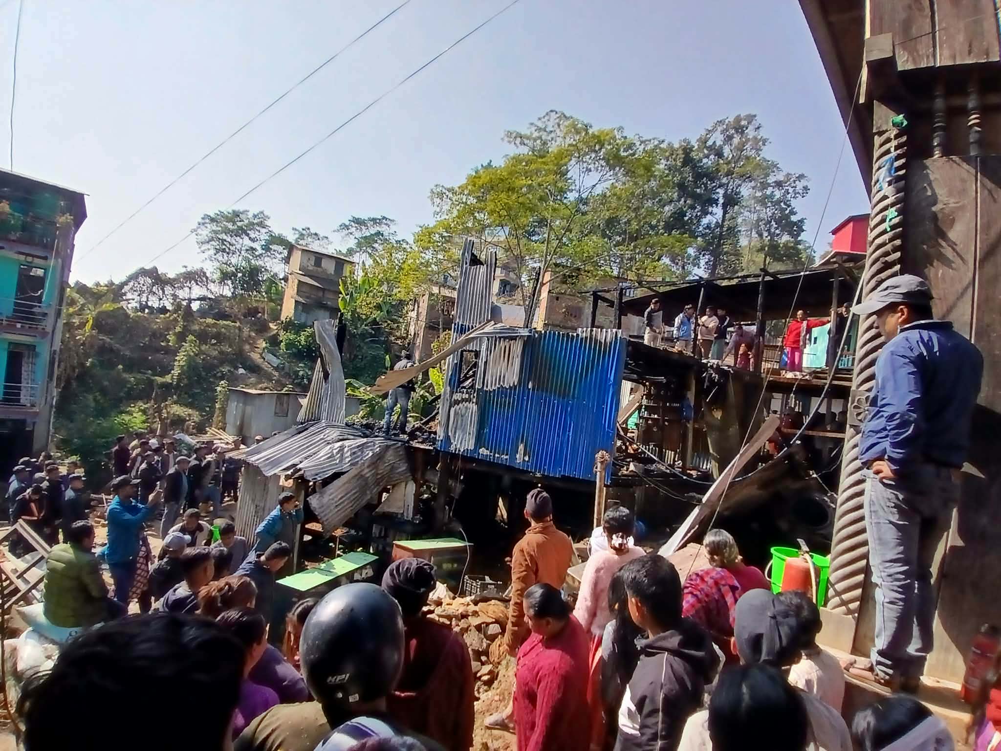 दिङ्लामा आगलागीबाट २० लाख बराबरको क्षती