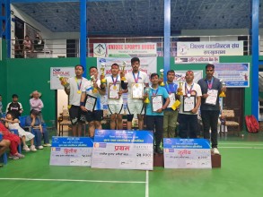 जिल्ला स्तरिय वी डिभिजन व्याडमिन्टन प्रतियोगिताको उपाधी संदिप र देउमानको जोडीलाई