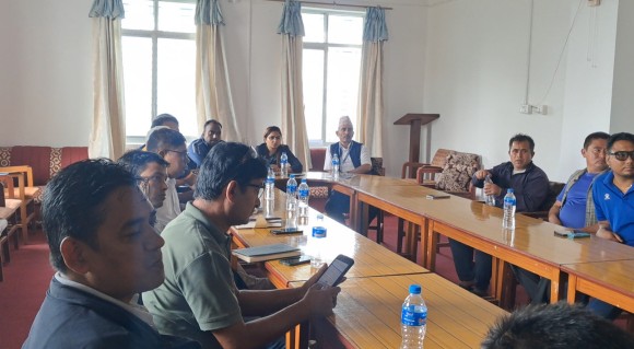 कोशी राजमार्ग अन्तरगत सभाखोला–लेगुवा सडक खण्डमा ‘टाइम कार्ड’ लागू गरिने