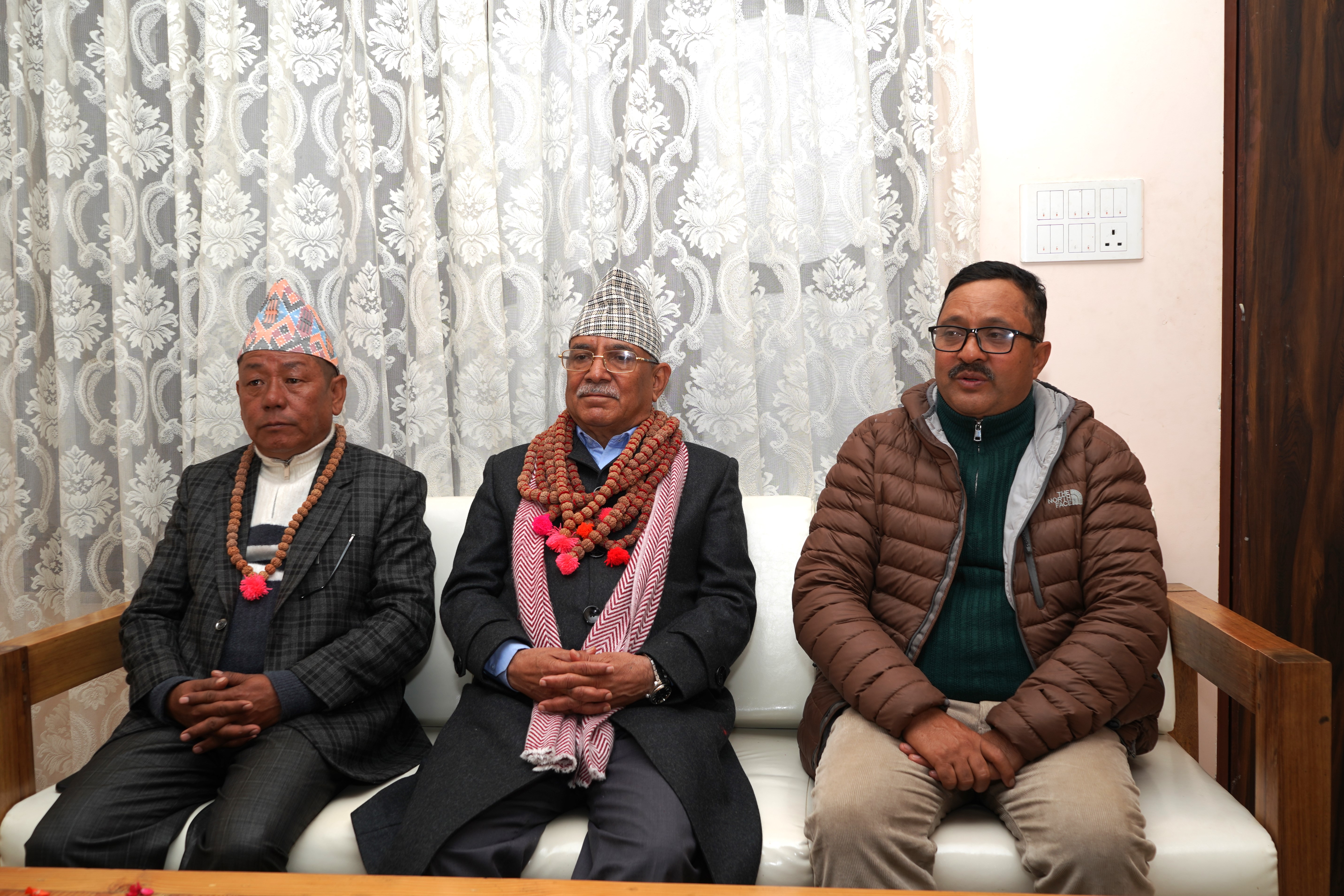 देश निर्वाचन तिर प्रवेश गरिसक्यो, यहि सरकारले निर्वाचन सम्पन्न गराउँछ : संयाेजक दाहाल